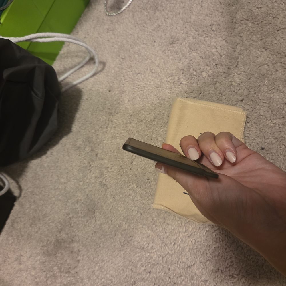 Louis Vuitton Reverse Monogram Card Holder - Picture 5 of 7